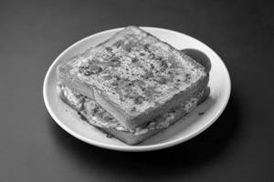 Chicken Cheese Bread Omelette