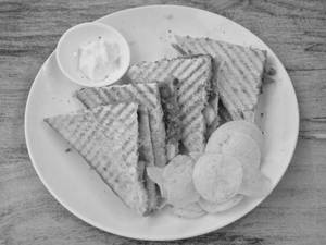 Chilli paneer sandwich