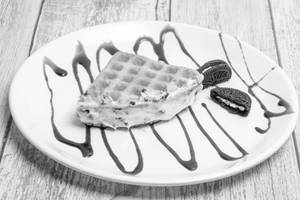 Vanilla Icewich Waffle
