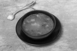 Chicken tom yam soup
