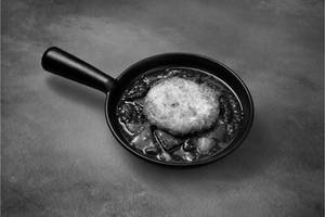 Thai & Basil Pork Claypot Rice 