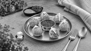 Paneer Cheese Balls (6 Pcs)