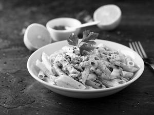 White Sauce Pasta