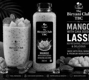 Mango juice with chia seeds