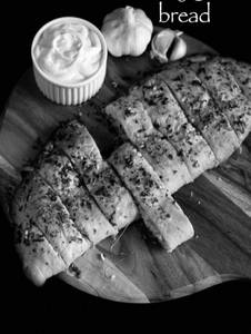 Stuffed Veg Garlic Bread