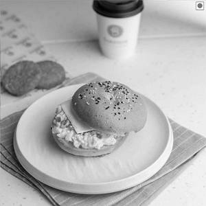 Mayo Egg And Cheese Bagel.