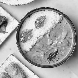 Veg Thai Red Curry With Sticky Rice