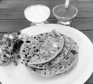 2 Missa Paratha