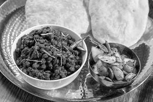 Chole Bhature Combo