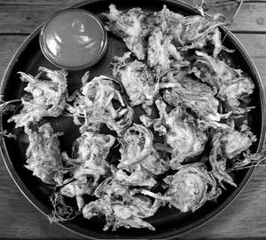 Onion Pakoda 200 Grams
