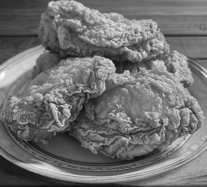 Crispy Thigh Pieces Bucket