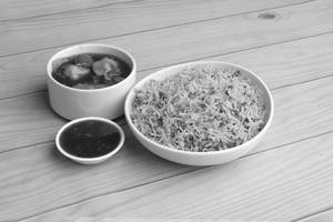 Fried Rice With Chilli Paneer