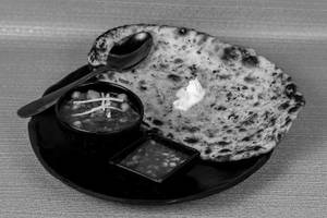 Special Amritsari Kulcha