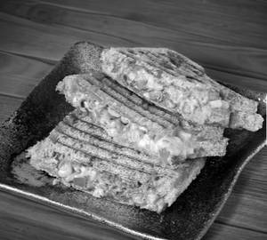 Vegetable Delight Sandwich