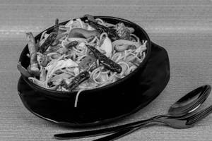 Hakka Noodle