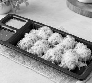 Chicken Fried Cheese Momos [8 Pieces]