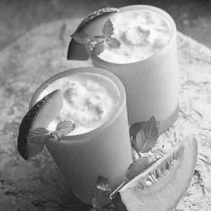 Musk Mellon Milk Shake With Ice Cream