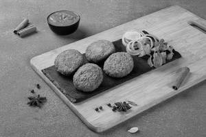 Veg Hara Bhara Kebab(4-Pcs)