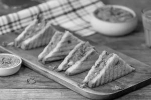 Aloo Masala Cheese Toast (2 Slices)