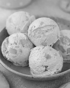 Alphonso Mango Ice Cream [100 g]