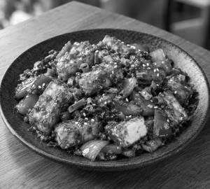 Honey chilli paneer [dry]