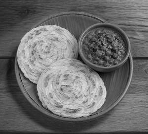 Parotta With Kadala Curry