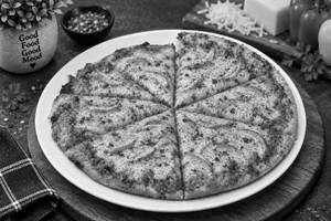 Cheese And Onion Pizza