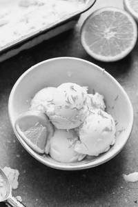 Orange N Almond Ice Cream [100 g]