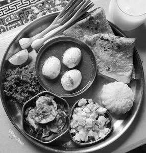 Egg Curry Thali