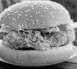 Crispy chicken burger