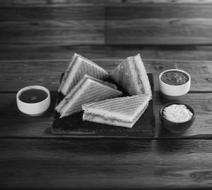 Farali Butter Chutney Grill Sandwich