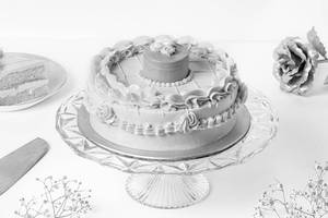 Eggless Butterscotch White Chocolate Cake (500g)