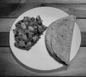 Jeera Aloo [Full] With 4 plain tawa roti 