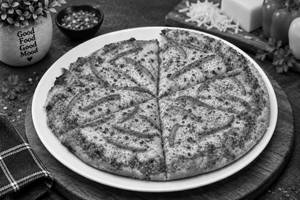 Cheese And Capsicum Pizza