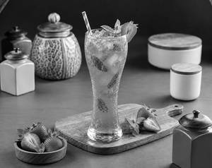 Strawberry Cooler (250 Ml)