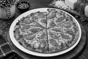 Cheese And Tomato Pizza