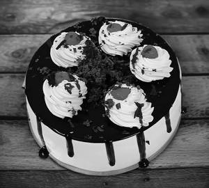 New Eggless Black Forest Cake [ 450 ] Grams