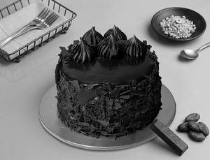 Rich Chocolate Cake (~500gm)
