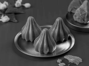 Jaggery Kaju Modak