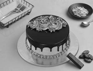 Choco Cream Cake (~500gm)