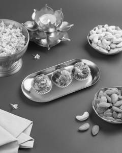 Special Besan Ladoo
