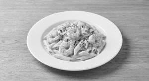 Prawns Alfredo Pasta [Serves 2]