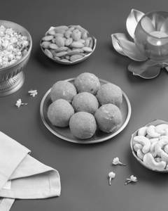 Special Besan Ladoo 2 x 1 KG