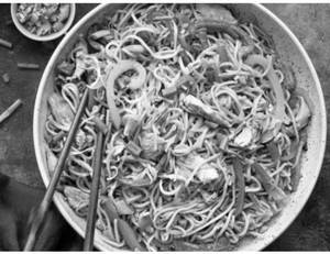 Hakka Noodles Mixed