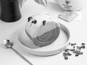 Pistachio Swirl Croissant