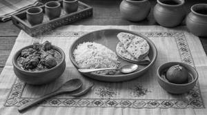 Pahuna Chicken Thali