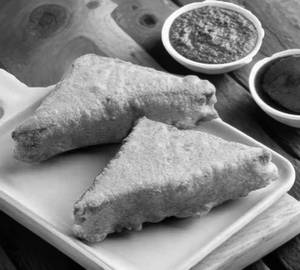 Bread chops  2 pieces large