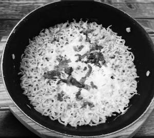 Cheese veg atta noodles Maggi Bowl