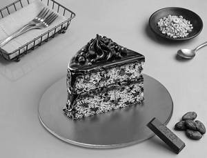 Chocolate Chip Pastry (~100gm)
