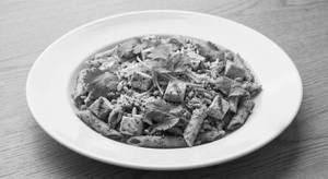 Chicken Pasta in Pesto Sauce [Serves 2]